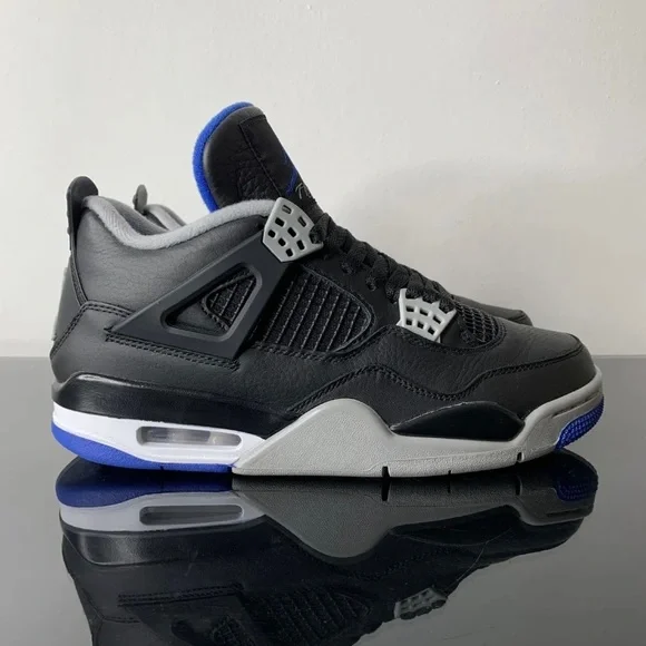 Jordan retro 4